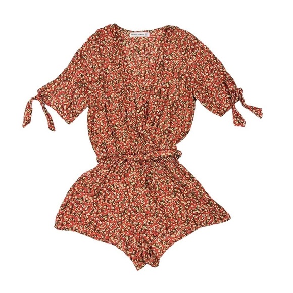 Faithfull The Brand Pink Ditsy Floral Print V-Neck Cusco Playsuit Romper - Picture 2 of 7